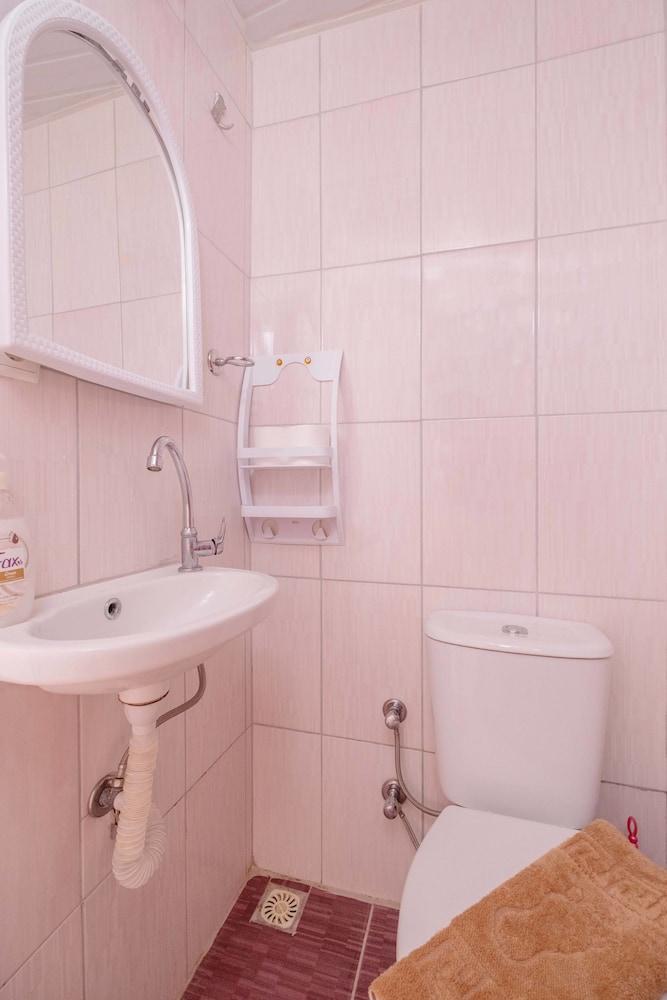 Efsali Hotel Kaleici Antalya Buitenkant foto