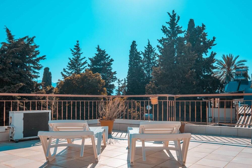 Efsali Hotel Kaleici Antalya Buitenkant foto
